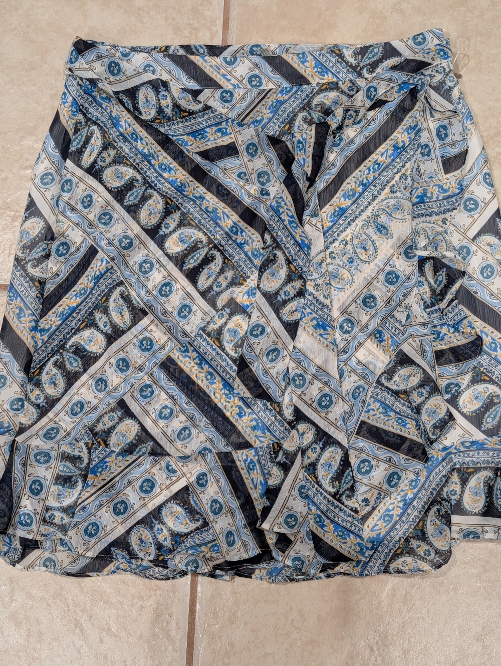 Karl Lagerfeld Blue Paisley Ruffled Skirt Size 4